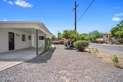 2201 E Campbell Avenue, Phoenix, AZ 85016 - Photo 12