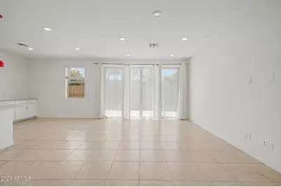 939 E Danbury Drive, Phoenix, AZ 85022 - Photo 8