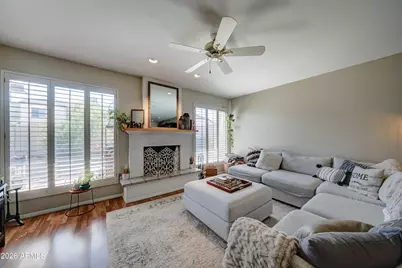 2511 E Shaw Butte Drive, Phoenix, AZ 85028 - Photo 6