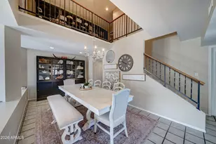 2511 E Shaw Butte Dr, Phoenix, AZ 85028 - Photo 8