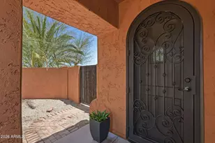7235 S Golfside Ln, Phoenix, AZ 85042 - Photo 4