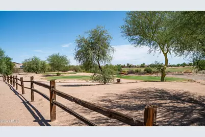 21570 N Greenway Road, Maricopa, AZ 85138 - Photo 22