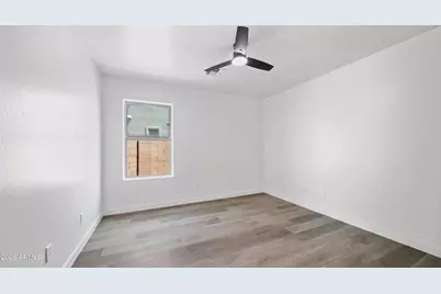 21570 N Greenway Road, Maricopa, AZ 85138 - Photo 14