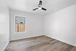 21570 N Greenway Rd, Maricopa, AZ 85138 - Photo 20