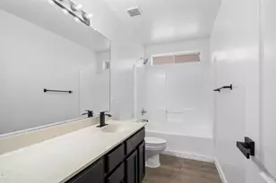 21570 N Greenway Rd, Maricopa, AZ 85138 - Photo 6