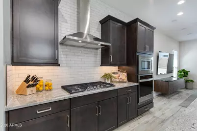 5126 E Village Drive, Scottsdale, AZ 85254 - Photo 10