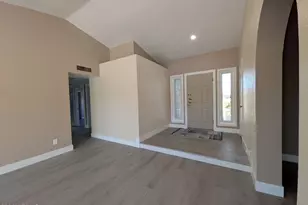 7279 W Wethersfield Rd, Peoria, AZ 85381 - Photo 12