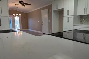 7279 W Wethersfield Rd, Peoria, AZ 85381 - Photo 10