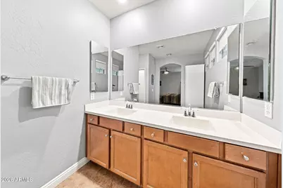 11402 S 175th Drive, Goodyear, AZ 85338 - Photo 30