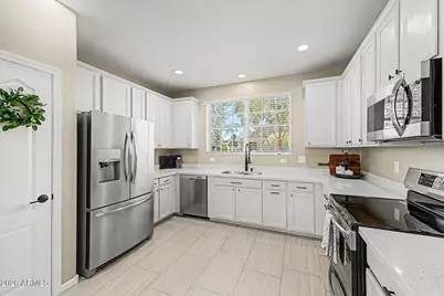 3795 E Hans Drive, Gilbert, AZ 85296 - Photo 2
