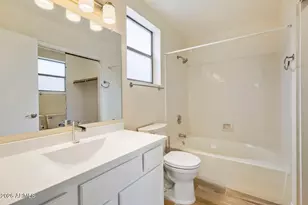 3826 W Park View Ln, Glendale, AZ 85310 - Photo 12