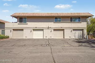 5631 S Bounty Ct, Tempe, AZ 85283 - Photo 2