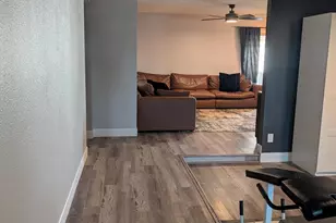 9823 N 48th Dr, Glendale, AZ 85302 - Photo 2