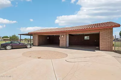 12137 E Bluebird Drive, Chandler, AZ 85286 - Photo 4