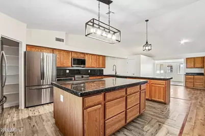 12137 E Bluebird Drive, Chandler, AZ 85286 - Photo 6