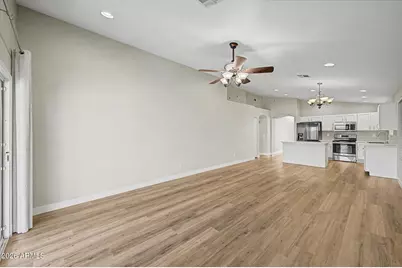 4961 E Holmes Avenue, Mesa, AZ 85206 - Photo 10