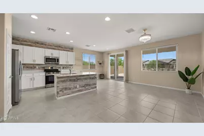 17356 W Weeping Willow Road, Surprise, AZ 85387 - Photo 8