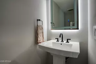 804 N 2nd Ave, Phoenix, AZ 85003 - Photo 8