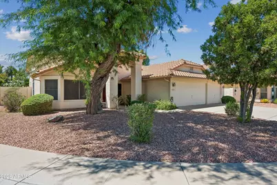 244 N Corrine Court, Gilbert, AZ 85234 - Photo 4