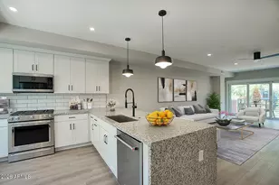 806 N 2nd Ave, Phoenix, AZ 85003 - Photo 8