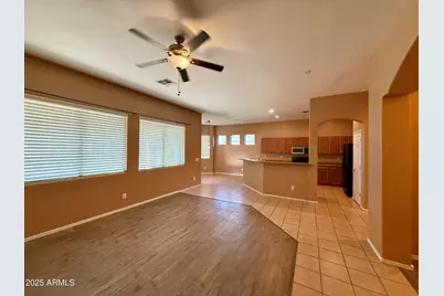 4601 W Moss Springs Road, Anthem, AZ 85086 - Photo 8