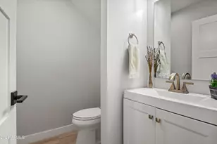 2601 N 27th St, Phoenix, AZ 85008 - Photo 12