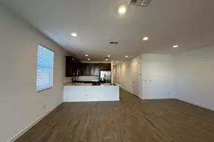 3228 W Morning Vista Ln, Phoenix, AZ 85083 - Photo 12