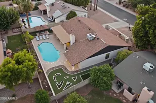 2331 E Sunnyside Dr, Phoenix, AZ 85028 - Photo 2
