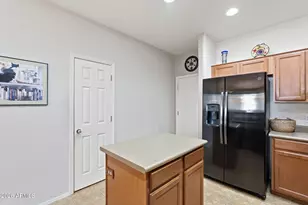 42424 N Gavilan Peak Pkwy, Anthem, AZ 85086 - Photo 10