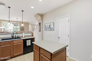 42424 N Gavilan Peak Pkwy, Anthem, AZ 85086 - Photo 8