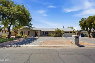 1837 E Fountain St, Mesa, AZ 85203 - Photo 2