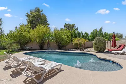 4725 E Le Marche Avenue, Phoenix, AZ 85032 - Photo 2
