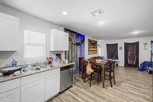 14147 S Vera Cruz Rd, Arizona City, AZ 85123 - Photo 8