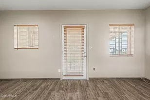 1516 W Shangri La Rd, Phoenix, AZ 85029 - Photo 6