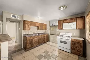 1516 W Shangri La Rd, Phoenix, AZ 85029 - Photo 14