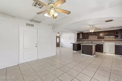 6812 W Virginia Avenue, Phoenix, AZ 85035 - Photo 6