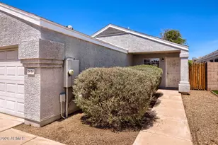 2834 W Campo Bello Dr, Phoenix, AZ 85053 - Photo 4