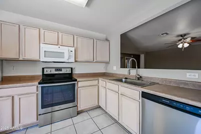 3057 W Lucia Drive, Phoenix, AZ 85083 - Photo 6