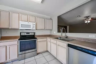 3057 W Lucia Dr, Phoenix, AZ 85083 - Photo 6