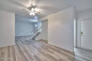 26435 North 42nd Pl, Phoenix, AZ 85050 - Photo 10