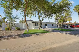 2238 W Catalina Dr, Phoenix, AZ 85015 - Photo 2