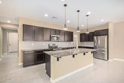 8451 S 164th Drive, Goodyear, AZ 85338 - Photo 8