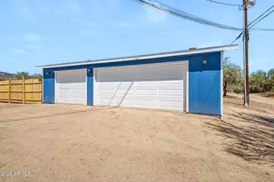 19768 E Squaw Valley Dr, Black Canyon City, AZ 85324 - Photo 4