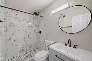 1651 E Apollo Rd, Phoenix, AZ 85042 - Photo 18