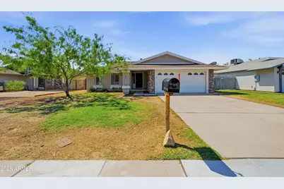 1651 E Apollo Road, Phoenix, AZ 85042 - Photo 1