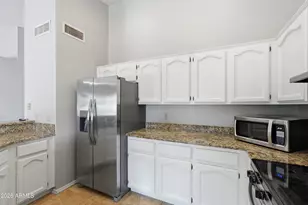 10613 E Halley Dr, Sun Lakes, AZ 85248 - Photo 14