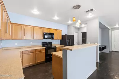 1307 S Joshua Tree Lane, Gilbert, AZ 85296 - Photo 6