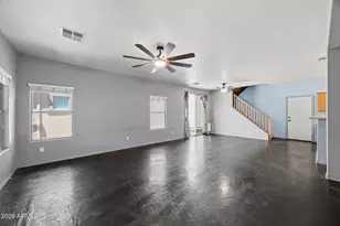 1307 S Joshua Tree Ln, Gilbert, AZ 85296 - Photo 2
