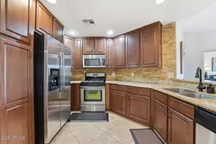 5350 E Deer Valley Dr, Phoenix, AZ 85054 - Photo 4