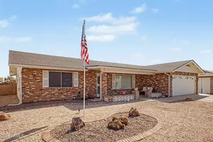 8239 E Navarro Ave, Mesa, AZ 85209 - Photo 4